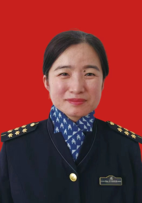 S6級收費員張楠楠