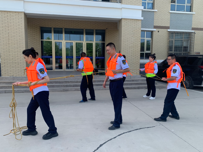 B2FC9834BA43F1514789722861F6211D