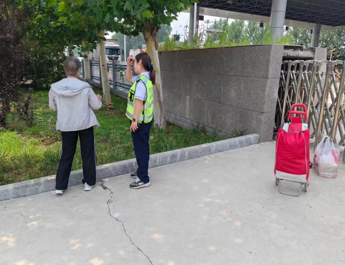 小善舉 助團(tuán)圓