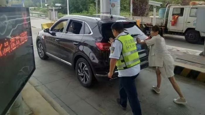 4dd5441052fc2cb45c90a93db199553