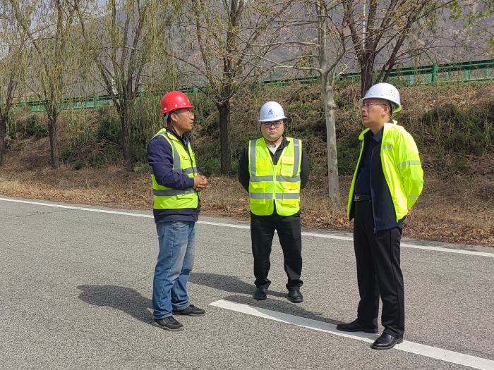 2687f0aa34588f7be1e529c90ff892b