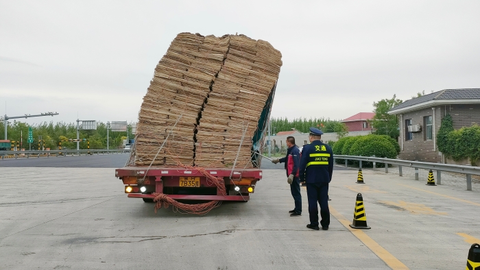 C:\Users\Lenovo\Desktop\2\875316972b8e4f086c93ca50731d384