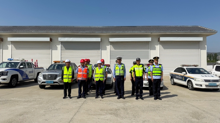 C:\Users\Administrator\Desktop\京哈北線分公司成功舉行2025年防汛應(yīng)急處置演練\1 (1)