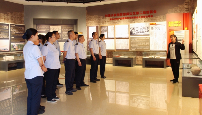 2025-5-23 石家莊東收費站黨支部開展“傳承紅色精神 砥礪初心使命”主題黨日活動2