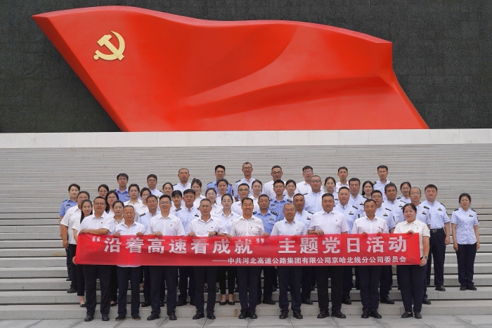 C:\Users\Administrator\Desktop\新建文件夾\22dbf146828c86e9ddf70e3708bea8bd