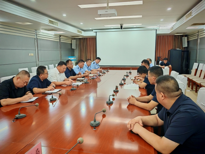 2025年8月14日，石安分公司組織召開清漳河特大橋橋下違章建筑清理專題會(huì)