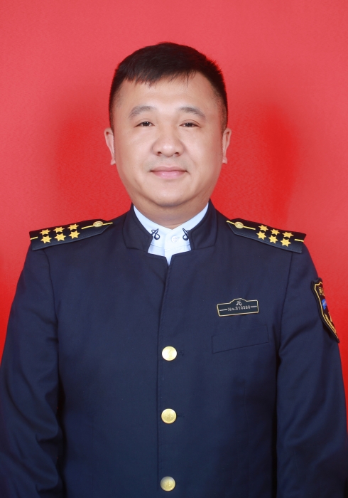 吳橋站S6級收費(fèi)員鄭曉東