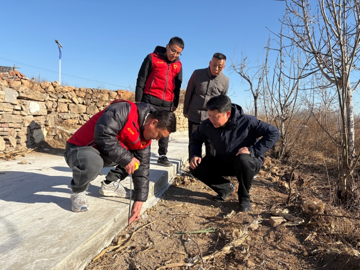 2025年12月2日，石安分公司到曲陽(yáng)縣店上村調(diào)研督導(dǎo)鄉(xiāng)村振興工作