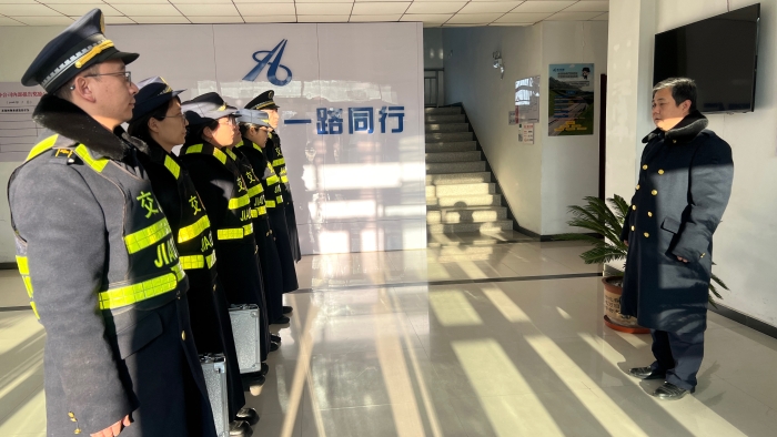 C:\Users\lenovo91\Desktop\迅速傳達(dá)1