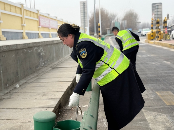 1736eff85ce33a018f8da3c566a158d5