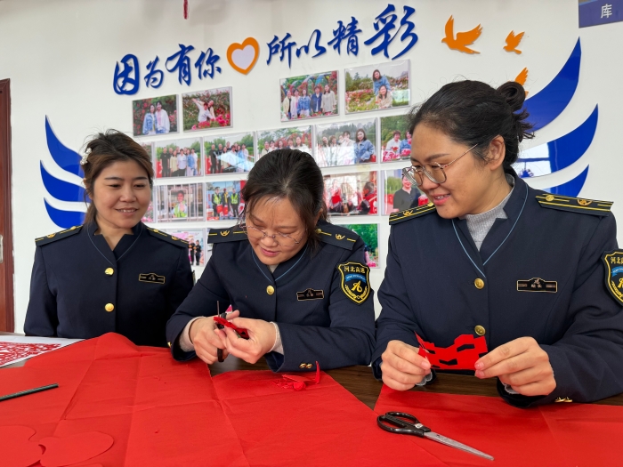 9d91c05d3e81d18d74794d8684639b72