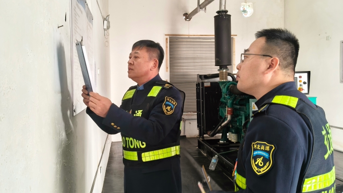 f:\Users\Administrator\Desktop\4.1\20d95d9c9a94b561bcab9bf1d539f6a1