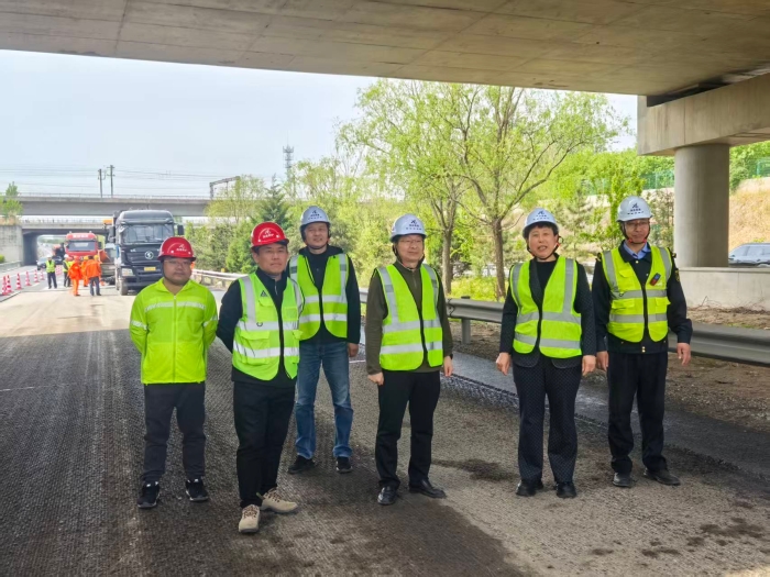 9e14015b270a408f1f389b79af41133a